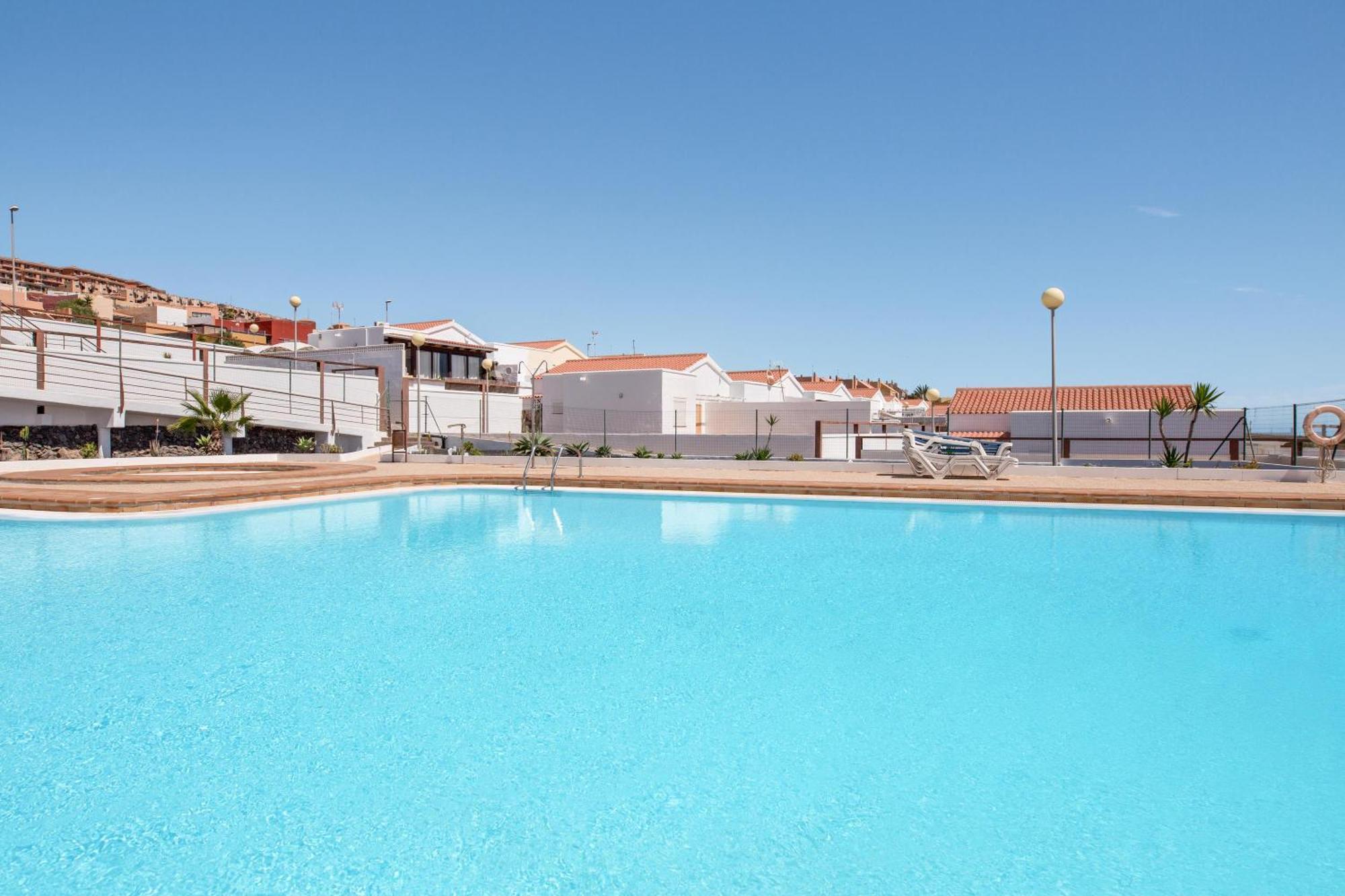 Caleta Beach Deluxe Калета де Фусте Екстериор снимка