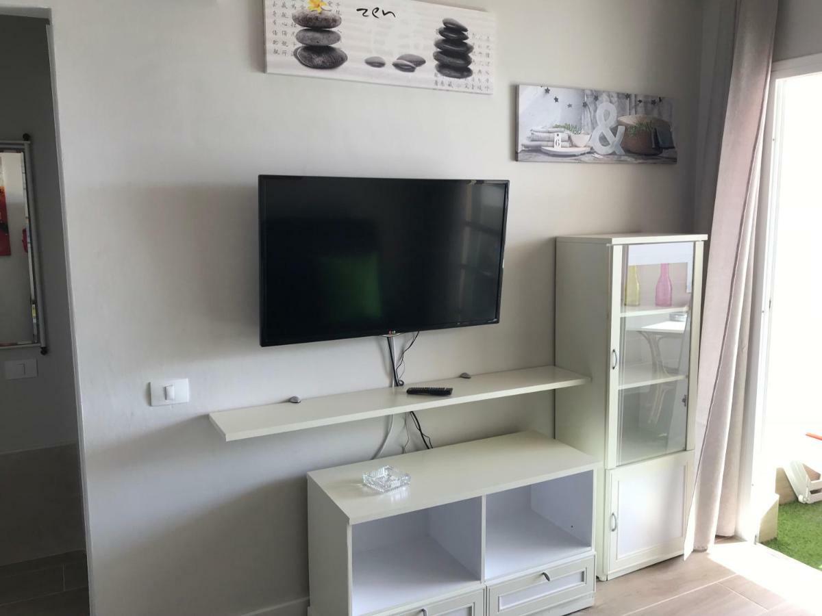 Caleta Beach Deluxe Калета де Фусте Екстериор снимка