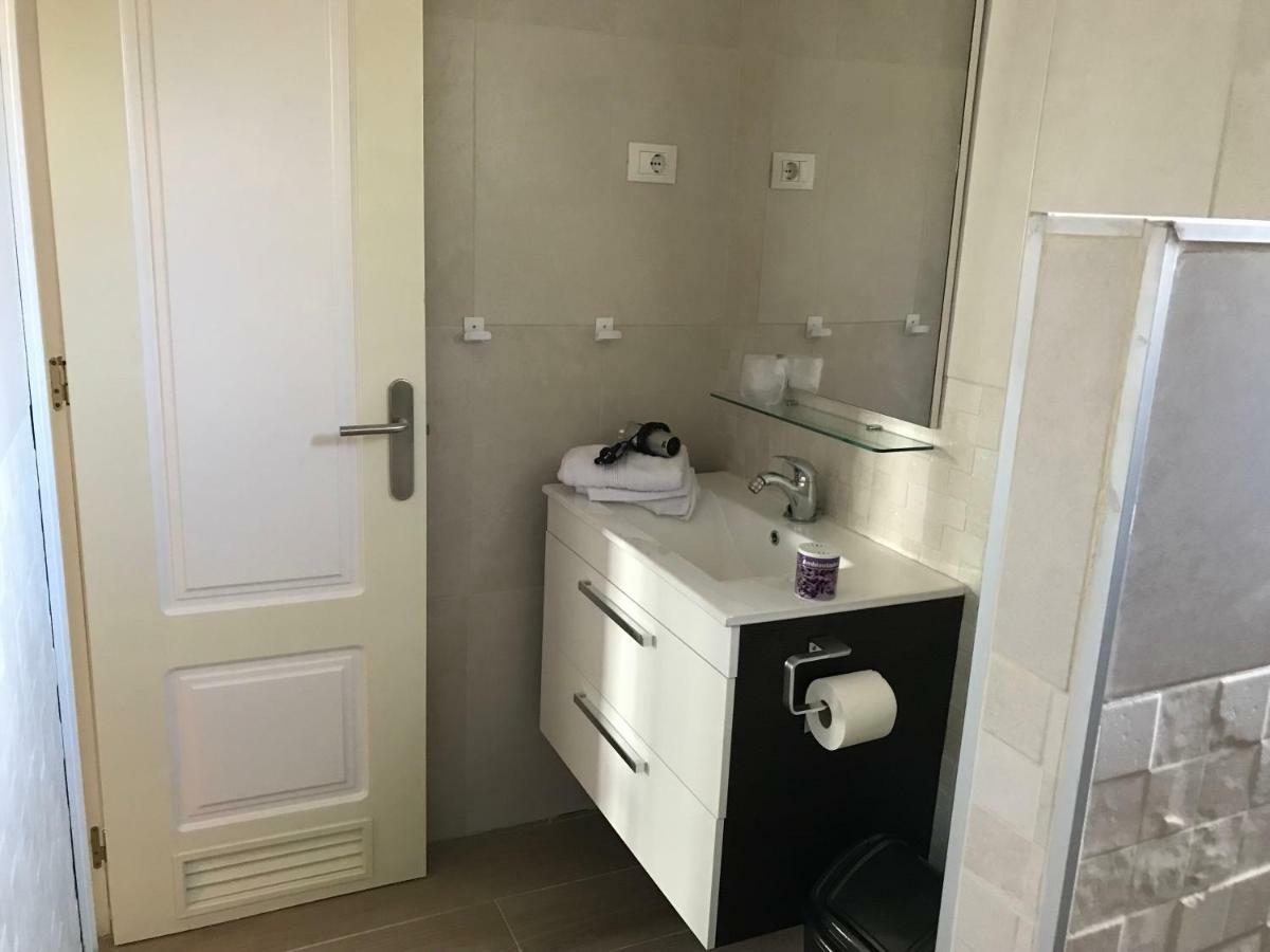 Caleta Beach Deluxe Калета де Фусте Екстериор снимка