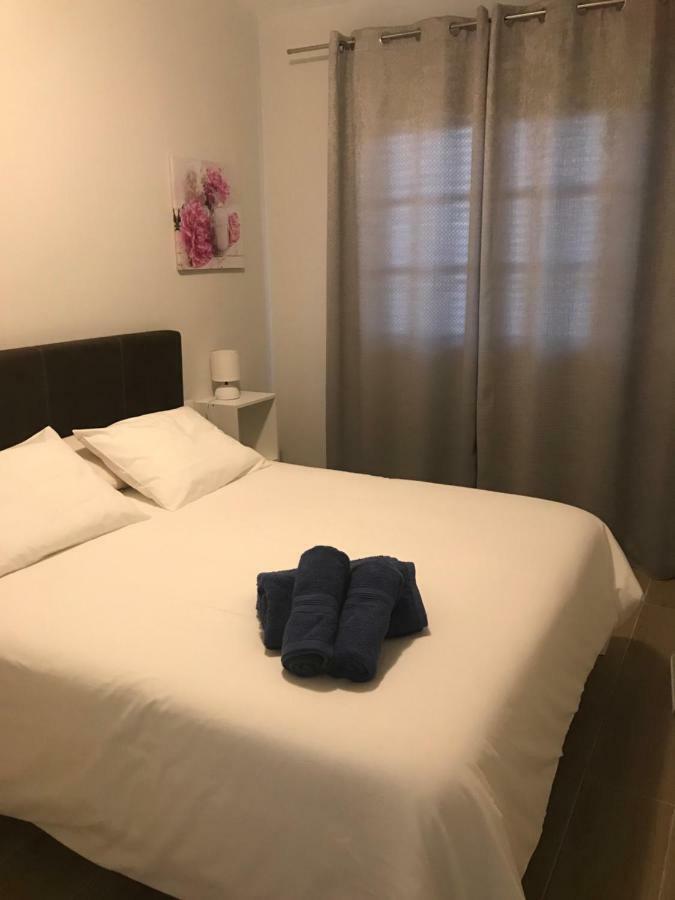 Caleta Beach Deluxe Калета де Фусте Екстериор снимка
